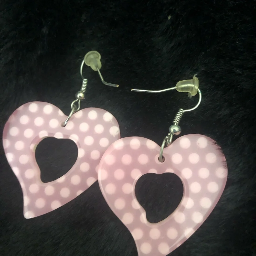 HEART EARRINGS - Picture 3 of 3